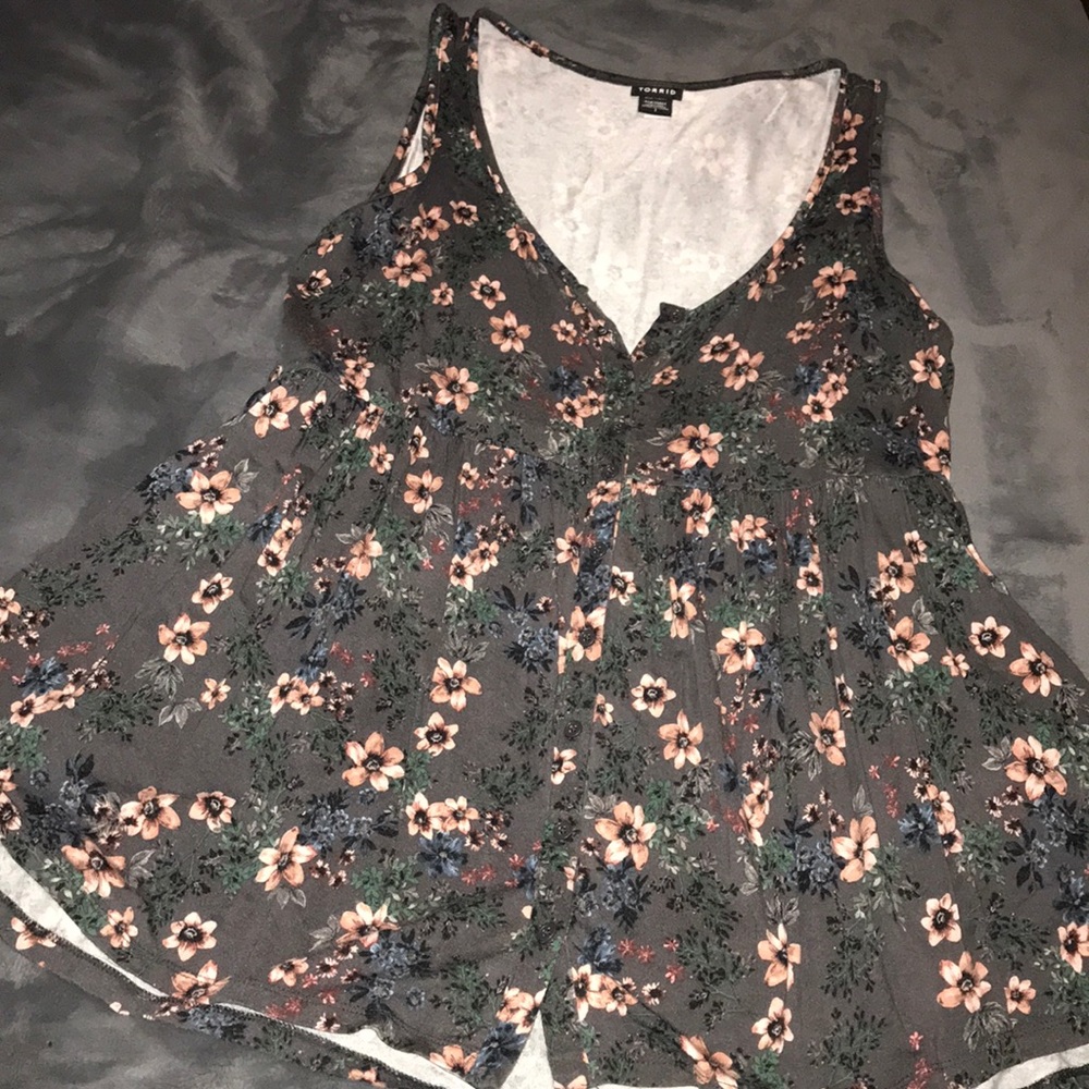 Torrid Grey Floral Button Up Baby Doll Tank Top